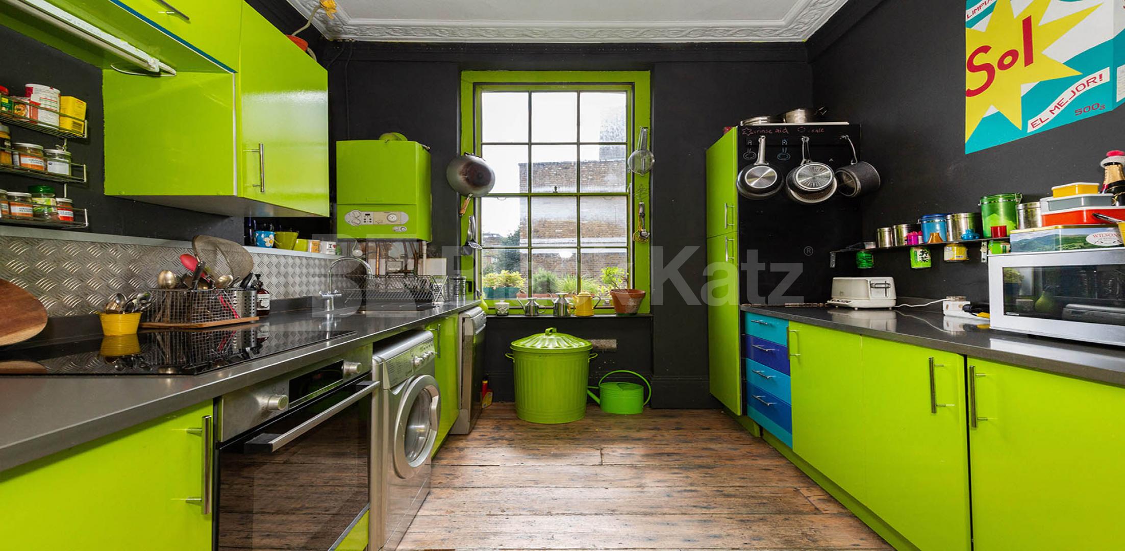 2 bed split level period conversion in the heart of Camden full of character  Camden Road, Camden